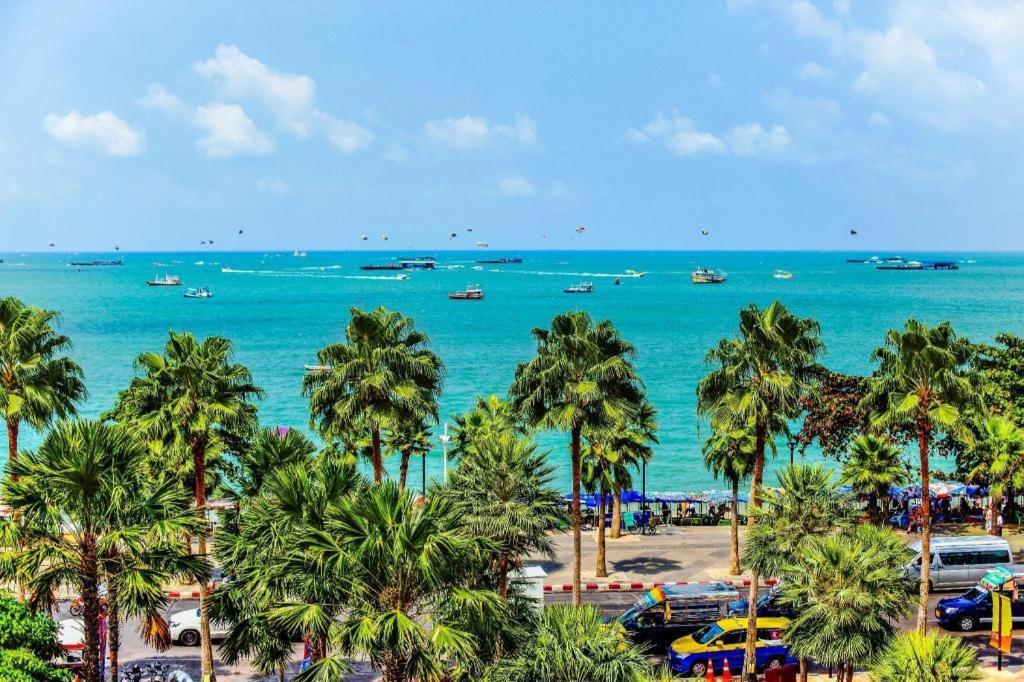 Prima House Pattaya Hotel Bagian luar foto