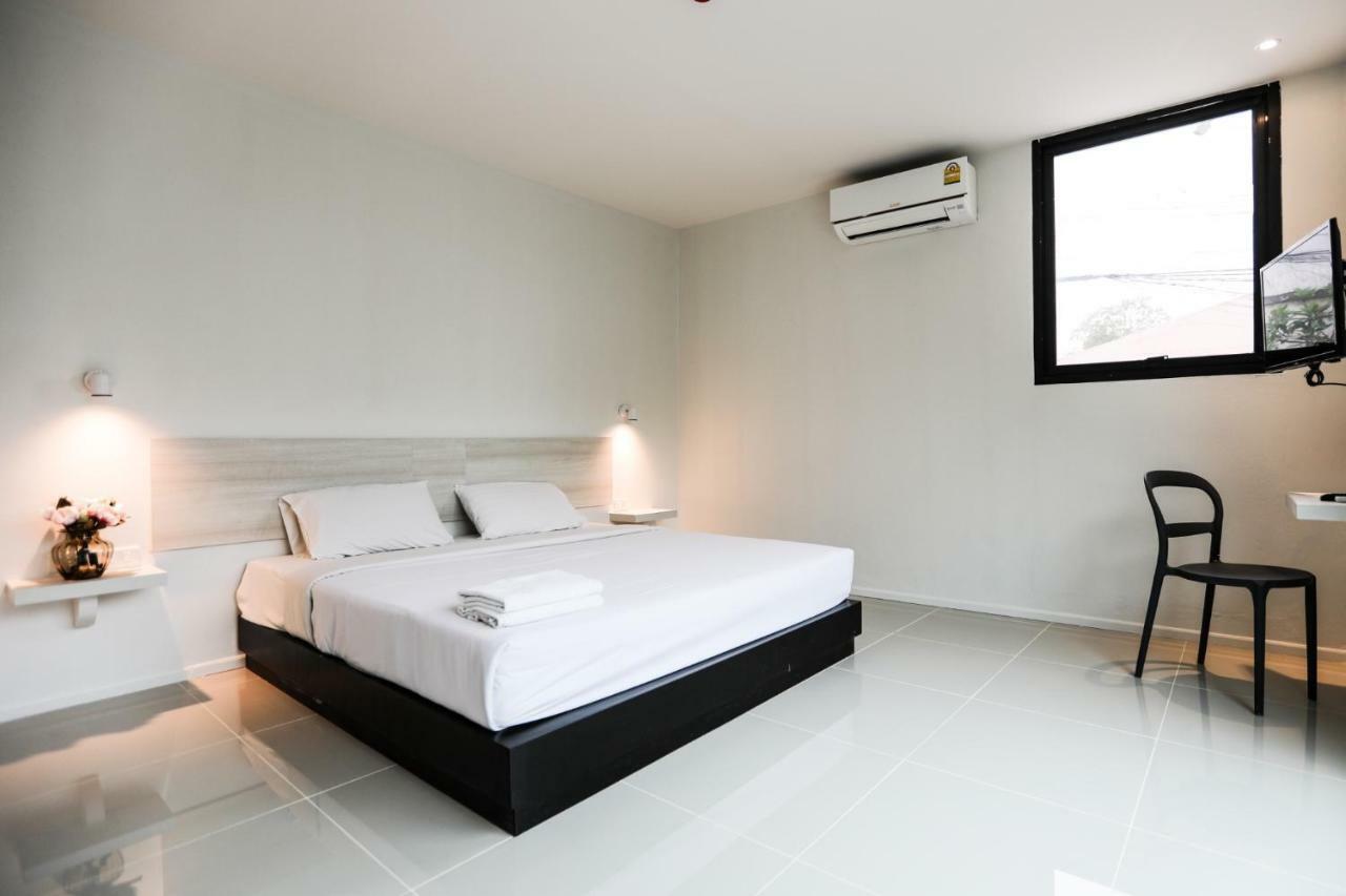 Prima House Pattaya Hotel Bagian luar foto